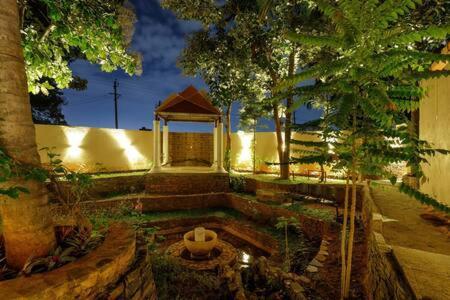 Golden Radiance Airyaman Spa & Pool Villa Breakfast & Spa Included Mysore Ngoại thất bức ảnh